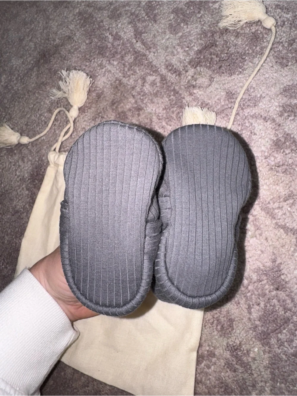 Quincy Mae Baby Booties Charcoal Grey 3-6 Months Bow Organic Cotton Shoes